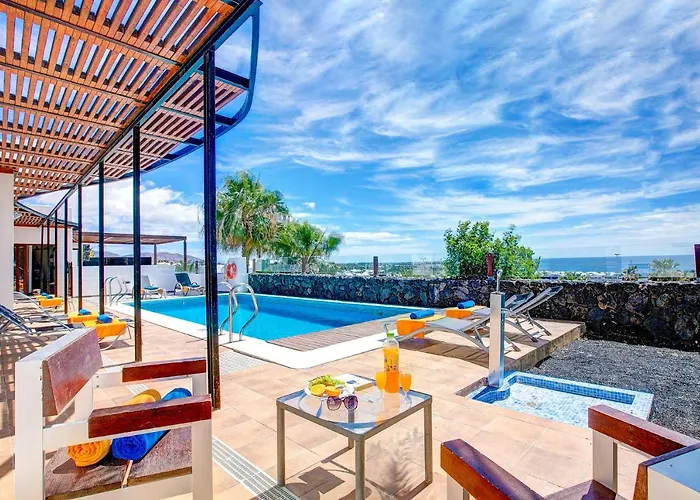 فيلة Corito Cinco By *