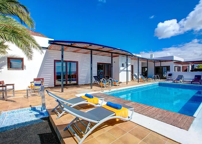 Corito Cinco By فيلة