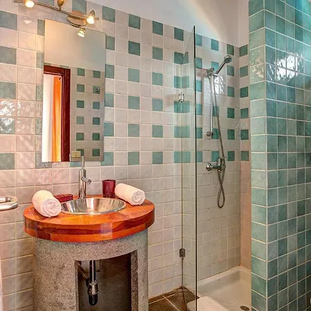 빌라 Corito Cinco By *